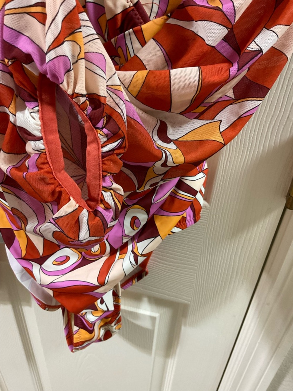 G by Giuliana Jet Set G One-Piece UPF 50 Mesh Sleeve Swimsuit size 12 - Picture 9 of 16